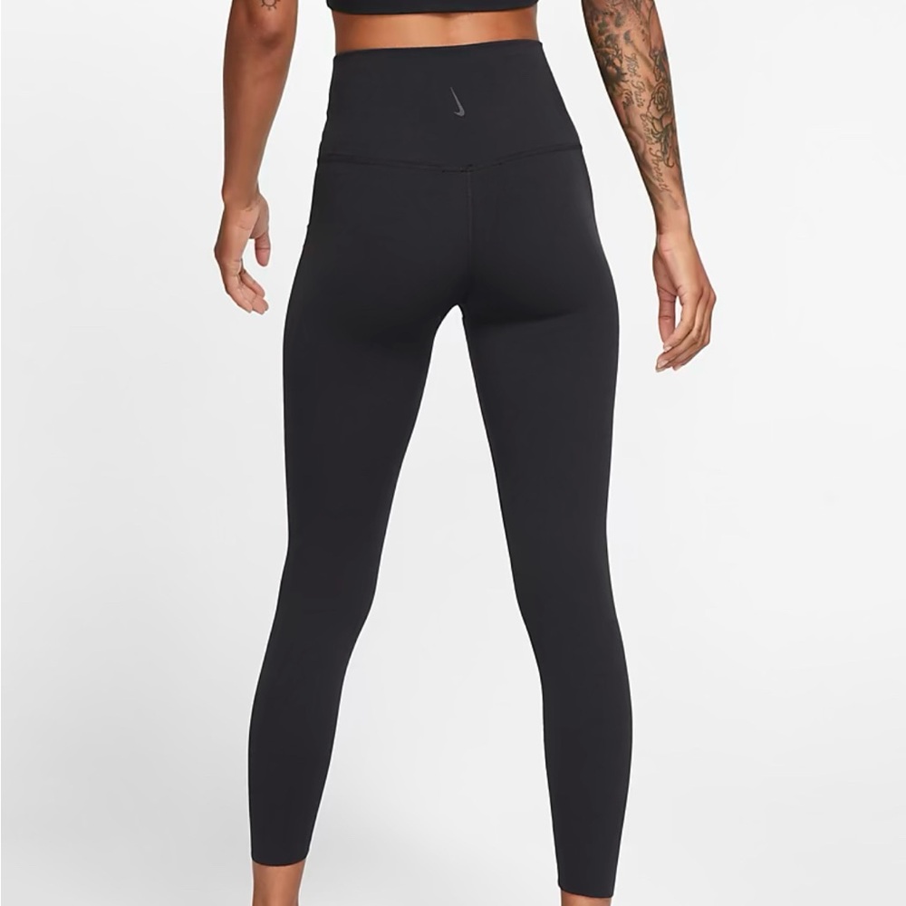 NWOT Nike Yoga Dri-FIT Luxe Women's High-Waisted 7/8 Infinalon Leggings